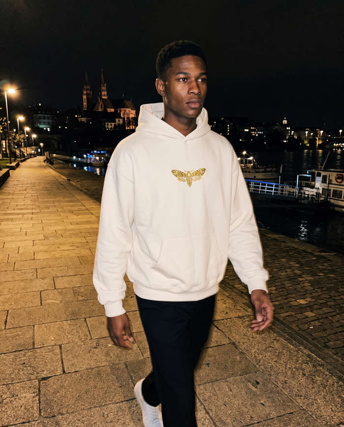 CLAIM Oversized Hoodie – dynamisches Mockup in Basel